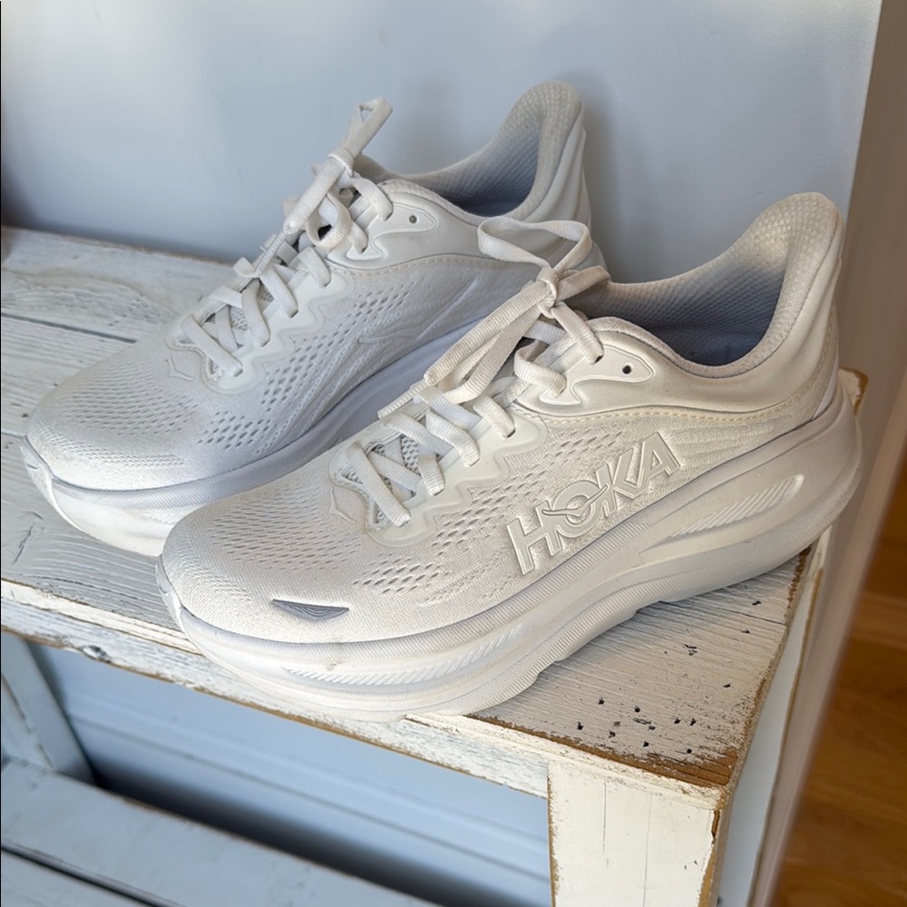 Hoka Women's All-White Athletic Shoes HOKA  Bondi 9